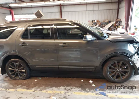 2019 Ford Explorer Xlt из США, поврежденный, VIN 1FM5K8D84KGA01687